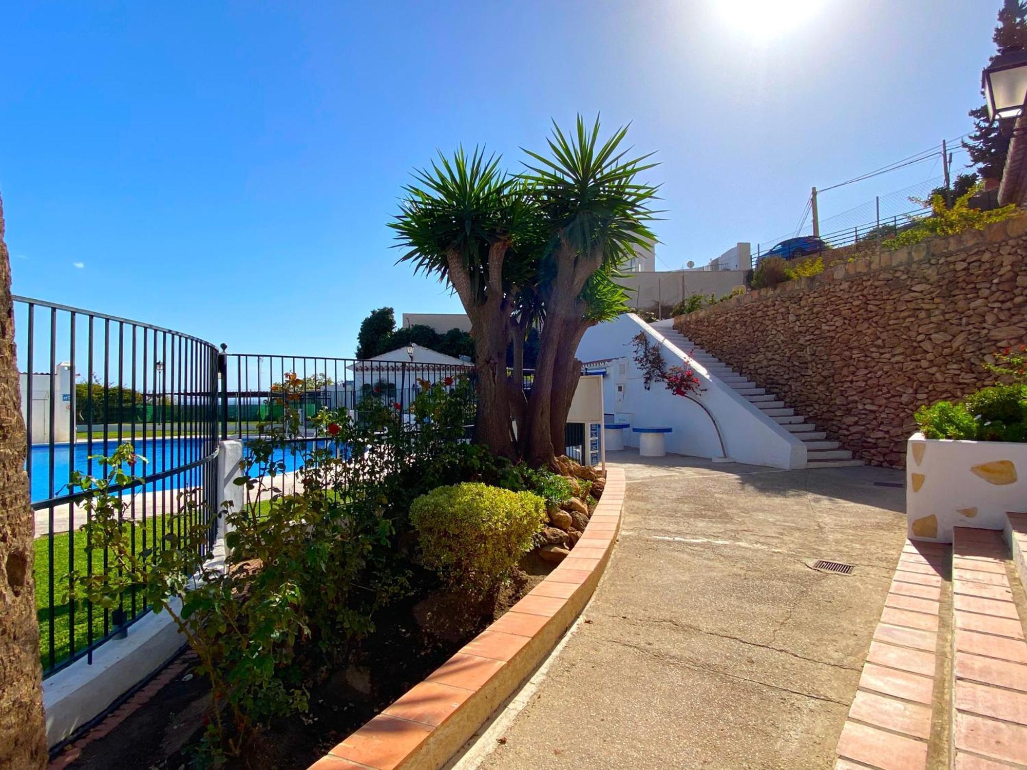 Villa Caritas Punta Lara Casasol Nerja Exterior foto